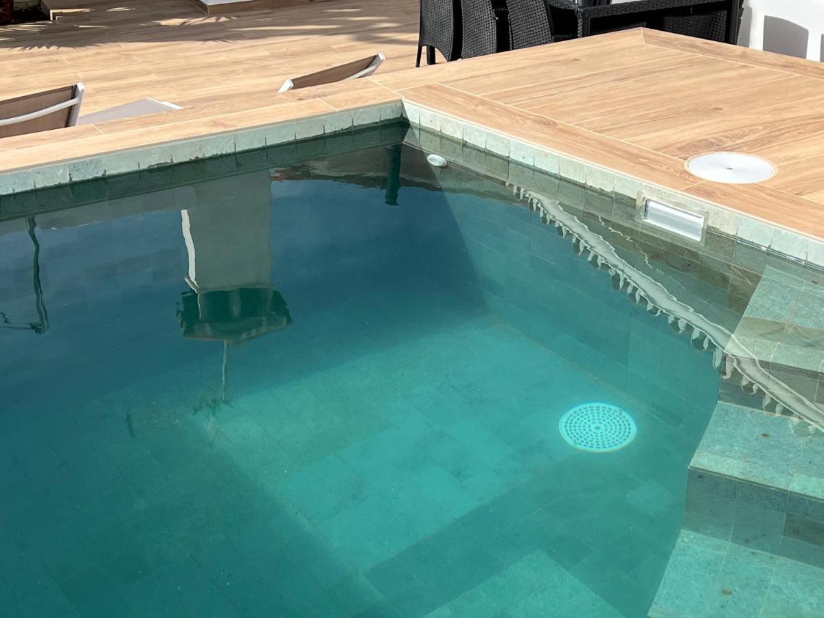 Karibu Beach & Pool Marbellac Extérieur photo